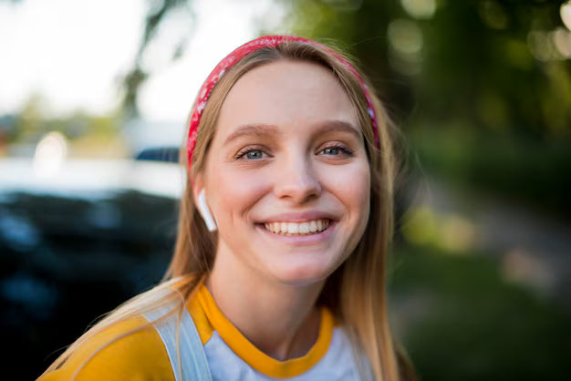 files/front-view-smiley-woman-with-earbuds_23-2148613052.avif